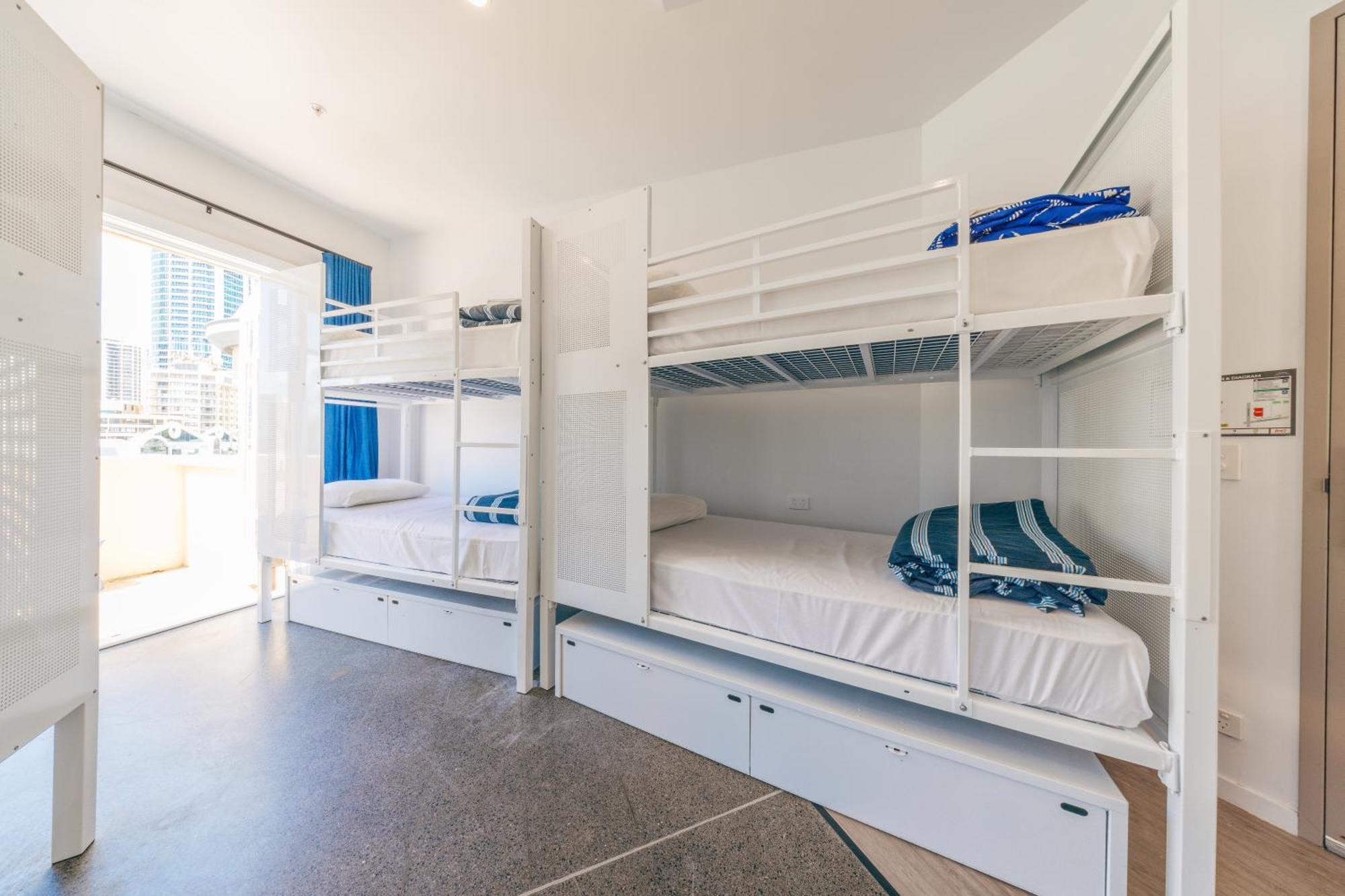 Хостел Maze Backpackers - Голд-Кост Экстерьер фото